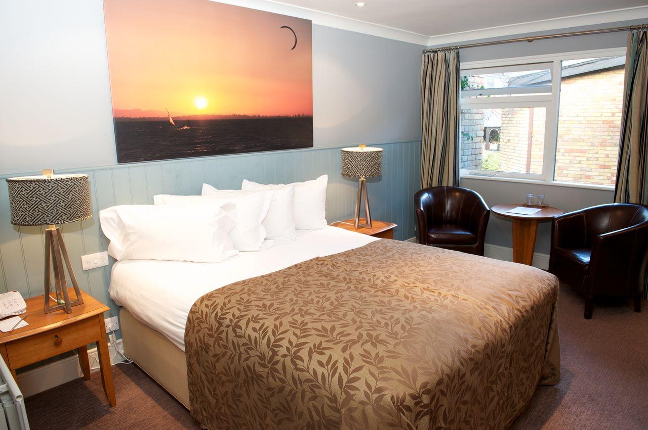 Potters Heron Hotel Romsey Bilik gambar